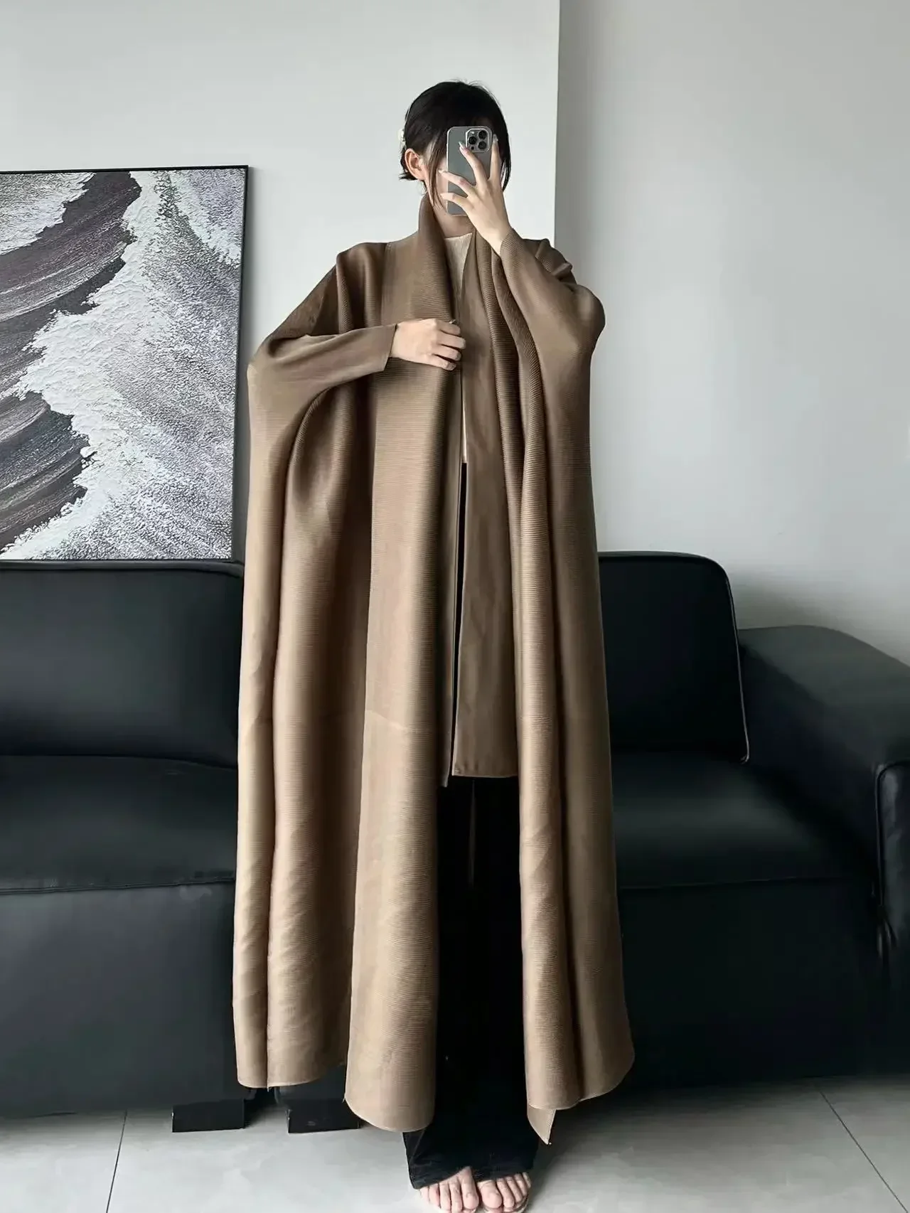 Pleats Robe Pleated Hundred Solid Color 2024 Summer Light Luxury Coat Coat Bat Sleeve Scarf Long Outer Cloak Long Robe Clothing