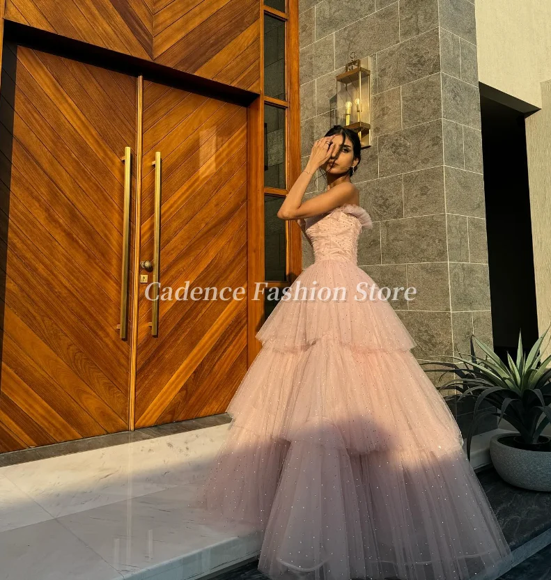 Gaun Prom Renda Arab Merah Muda Tanpa Tali Sayang Kustom Gaun A-line Dubai Gaun Malam Gaun Perjamuan Formal