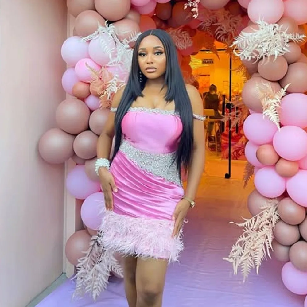 

Pink Feathers Off-The-Shoulder Mermaid Prom Dress with Beads and Sequins Plus Size Custom-Made Formal Party Homecoming Gown