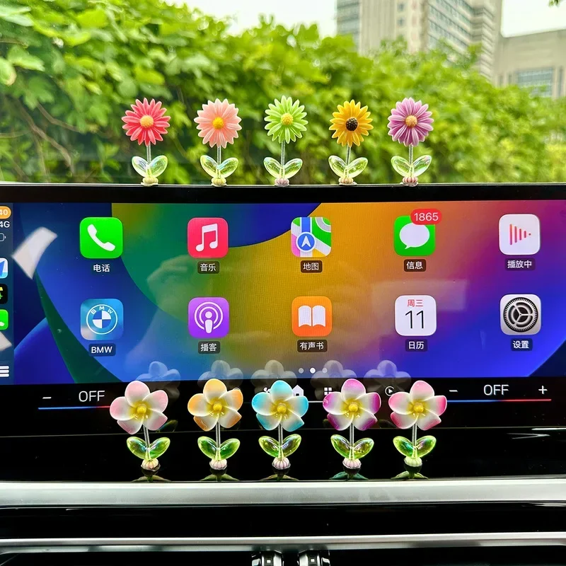 Cute Mini Car Interior Decoration Creative Swinging Flowers Center Console Rearview Mirror Trailer Accessories Women’s Gift