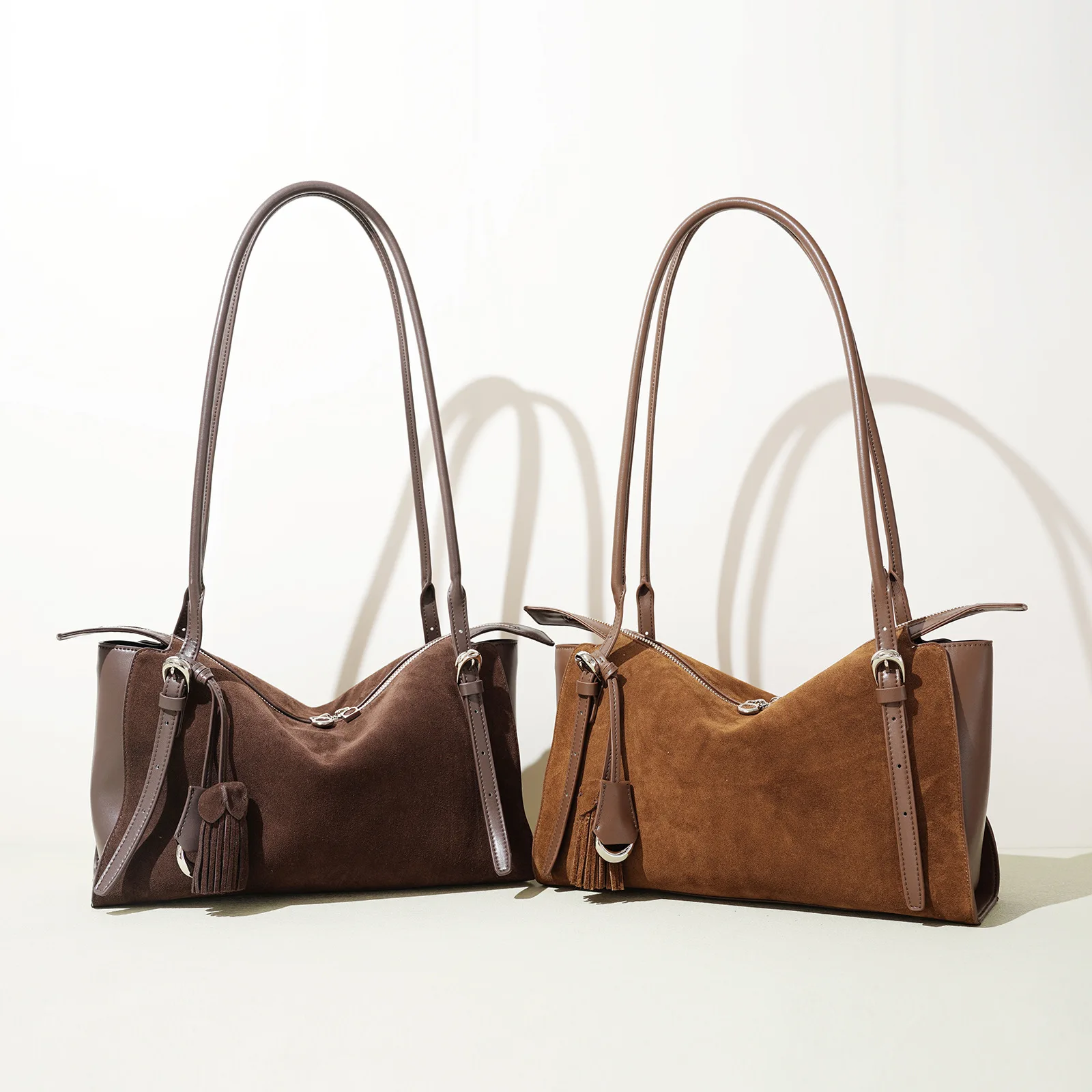 

New Arrival Retro Trend Women Pillow Bag Fashion Versatile Design Shoulder Crossbody Handbag for Daily Work Commute