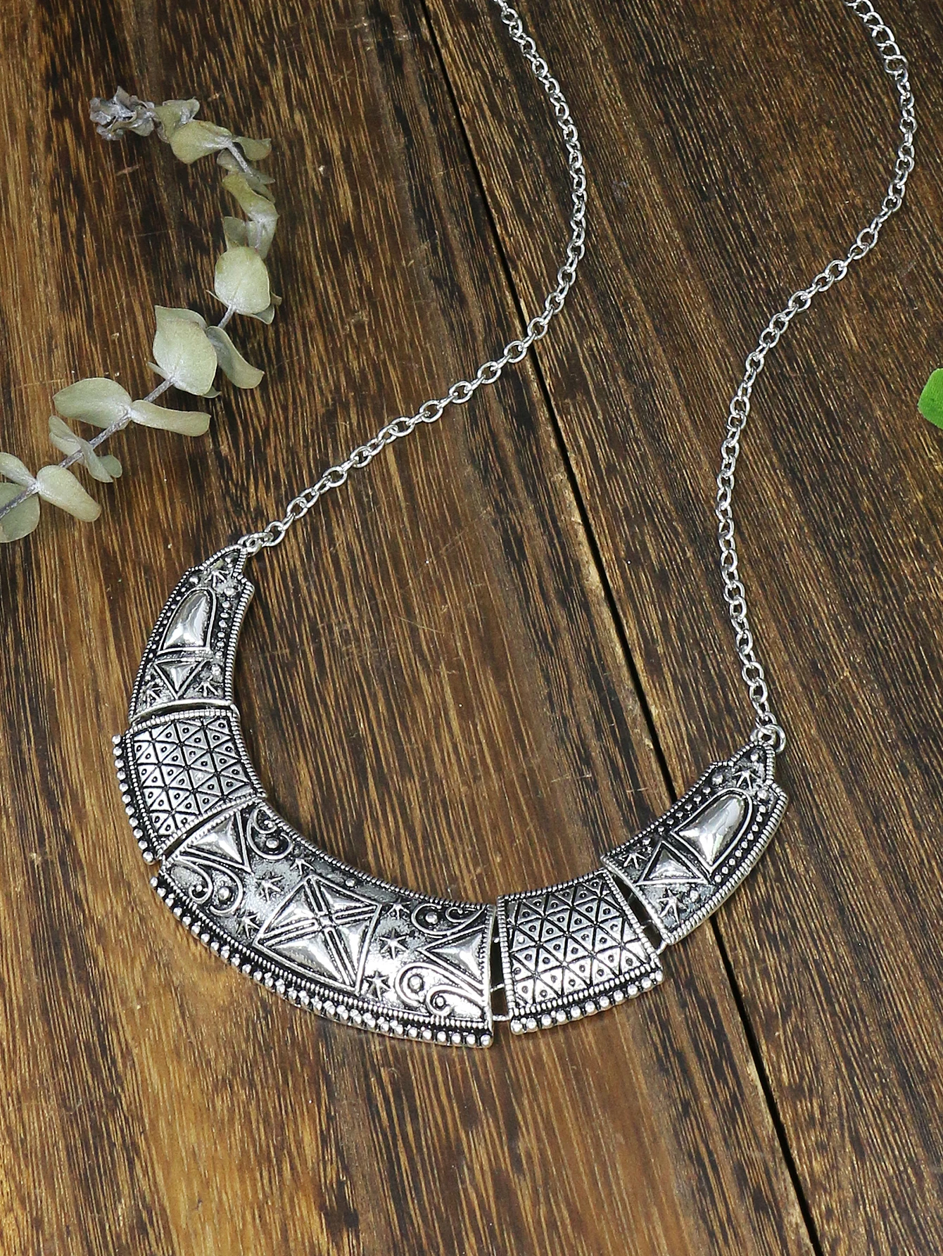 Bohemian Vintage Ethnic Metal Necklace Women\'s Necklace Personalized Necklace with Special Temperament