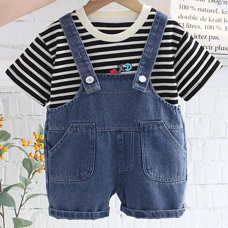 

2025 Summer Korean Kids Clothes Casual Cartoon Fashion Stripe Short Sleeve Baby Tops+Denim Overalls Boys Boutique Clothing B178
