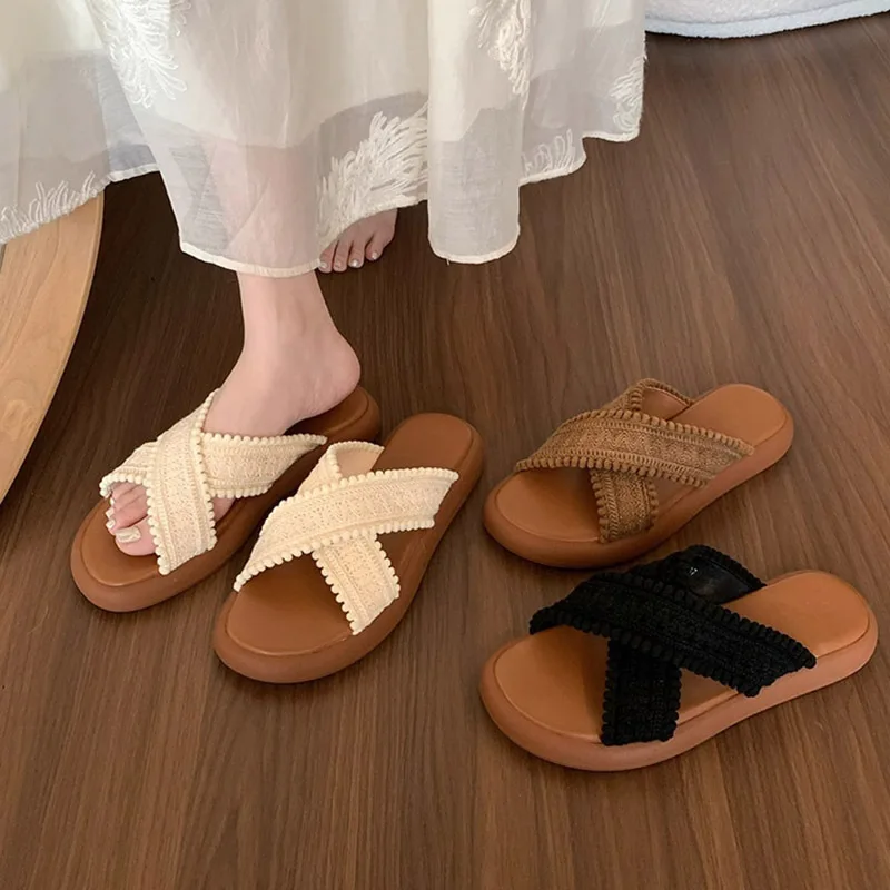 Sandal rumah Rendah sepatu Platform wanita 2024 ukuran besar Penyu Pantai wanita lembut Sabot karet Hoof Heels Roma selip kulit PU Sy