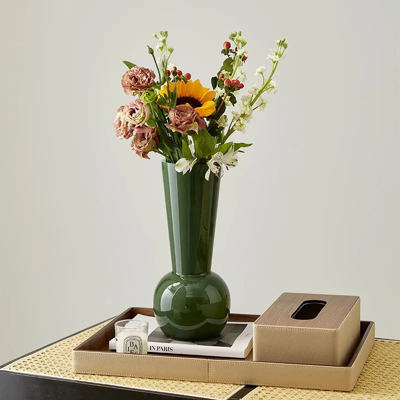 French glass vase ornament, high-end flower arrangement in the living room