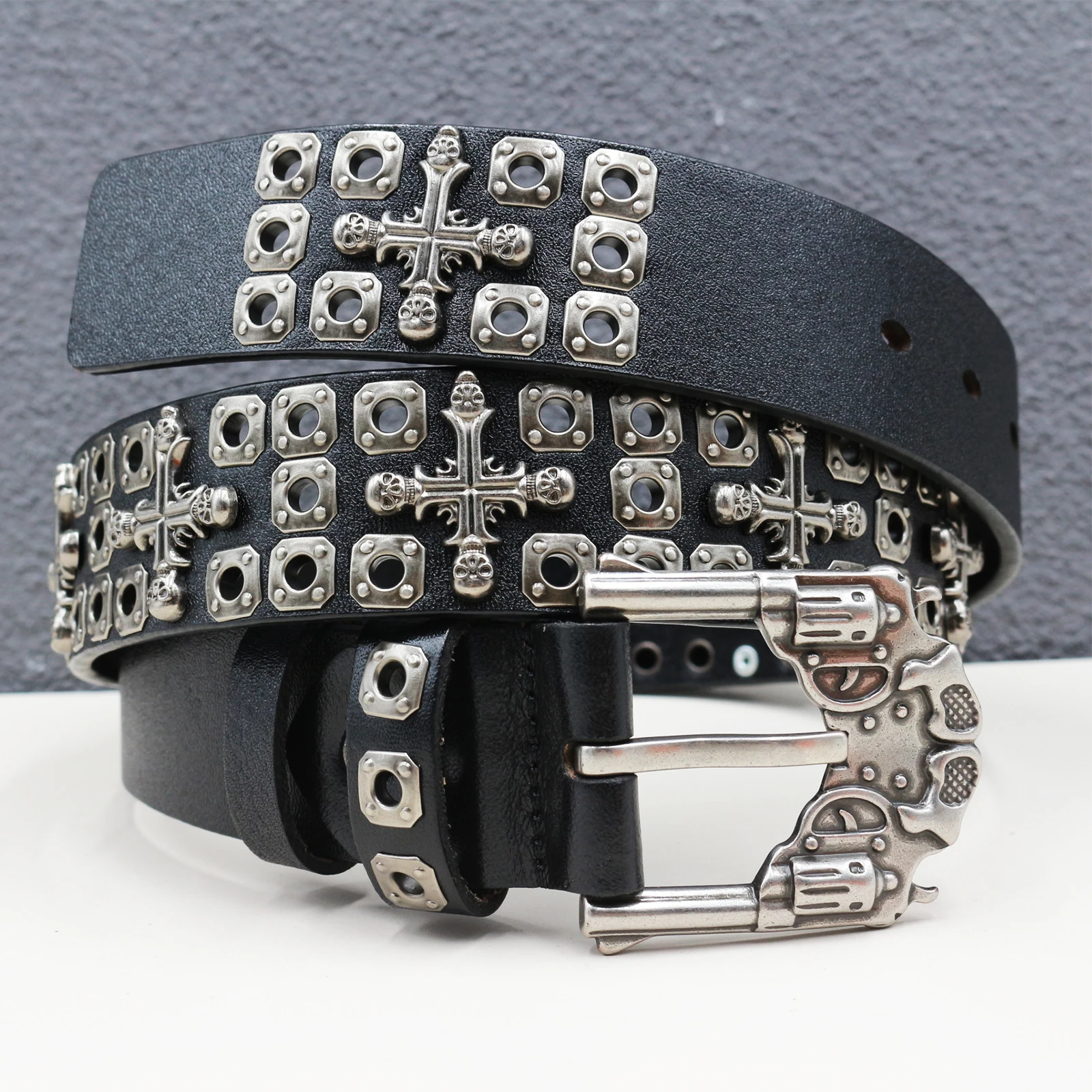 

Pistol-Shaped Buckle Heavy duty gothic street rivet metal Genuine Leather belt Y2K Riveted Women's Belt Punk Hip Hop Rock