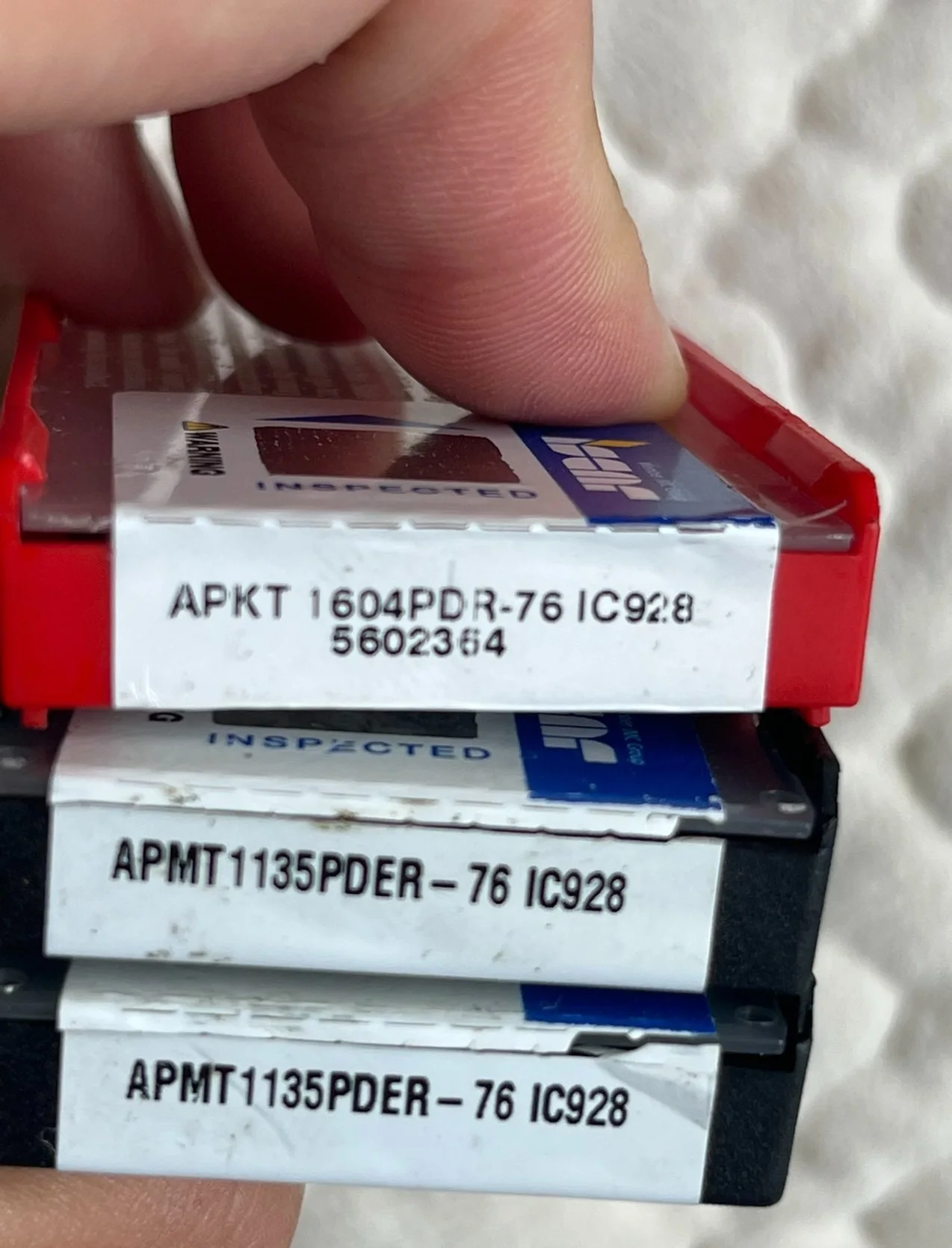 

Hard alloy cutting blades APKT1604PDR-76 IC928