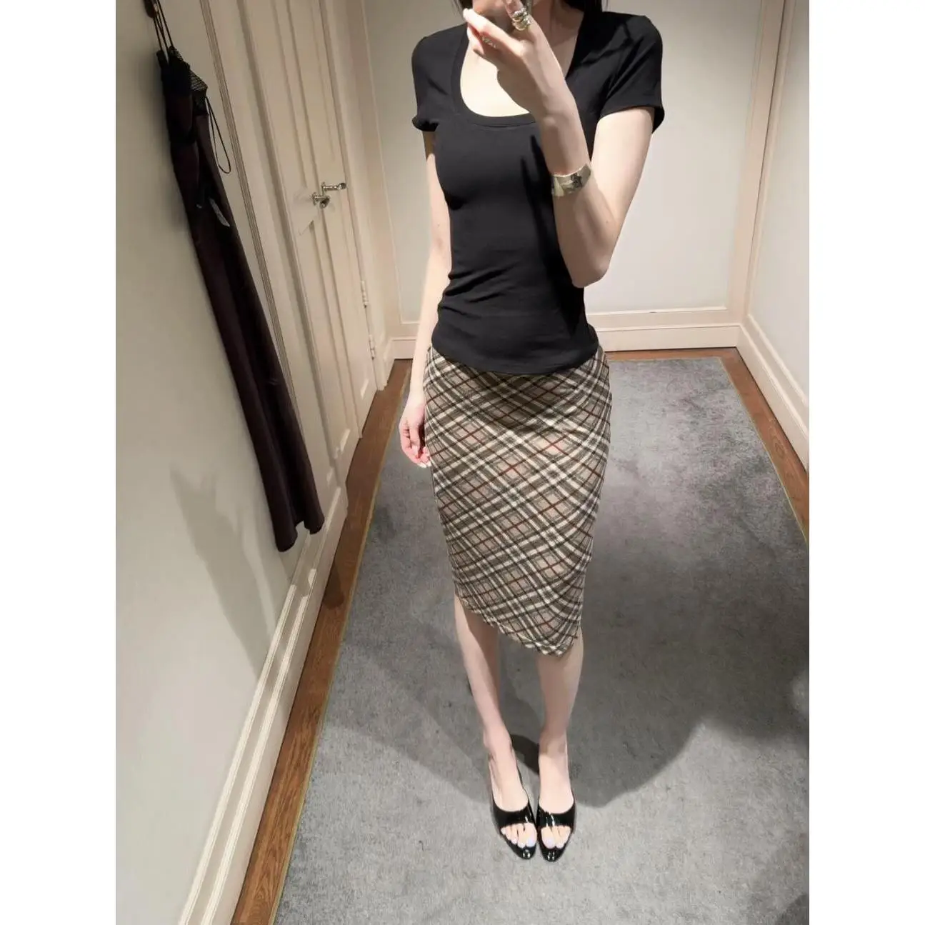 

Облегающая юбка для работы, женская, осенняя, эластичная, с дизайном пеплум, в стиле ретро, винтажная, для свиданий, элегантная, женственная, с оборками, многослойная, декоративная, для женщин