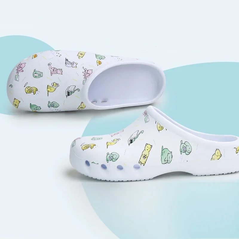 Медицинская обувь, женские тапочки, модные сверхлегкие тапочки из ЭВА, удобная женская обувь для медсестер, летние сандалии для врачей