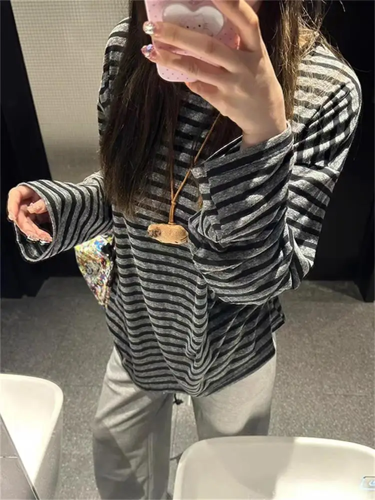 Herbst Frauen Harajuku Gestreiften T-shirt Lange Hülse O-ansatz Casual Oversize Top Femme Streetwear Schwarz Grau Lose Straße Tops Y2K – Detail 8