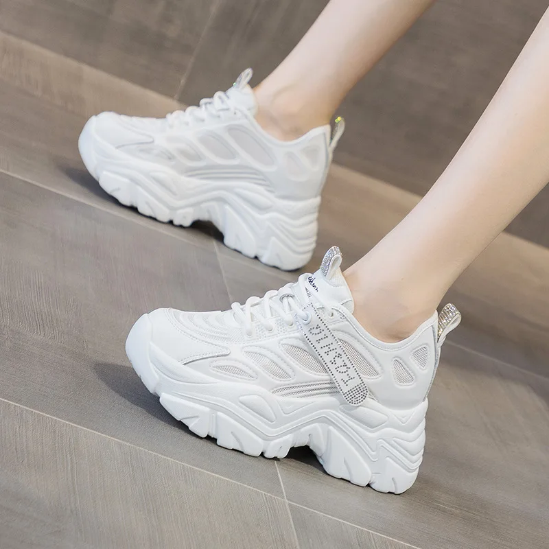 

Женские кроссовки Dad Shoes 2026: Новинка Весна/Лето, дышащие сетчатые повседневные женские туфли