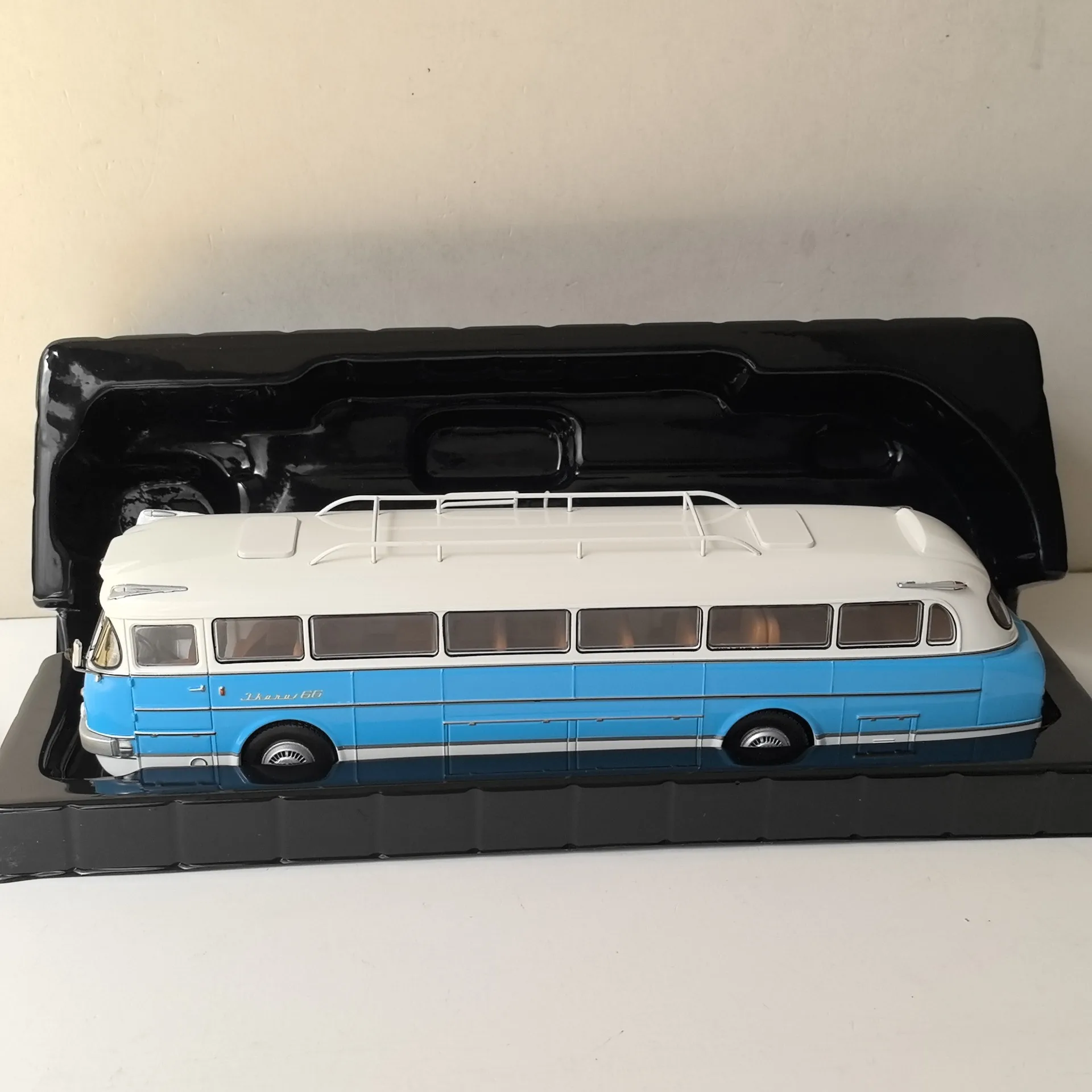 دييكاست IXO 1/43 مقياس IKARUS 66 1972 حافلة سيارة نموذج تحصيل لعبة هدية تذكارية عرض حلية #2