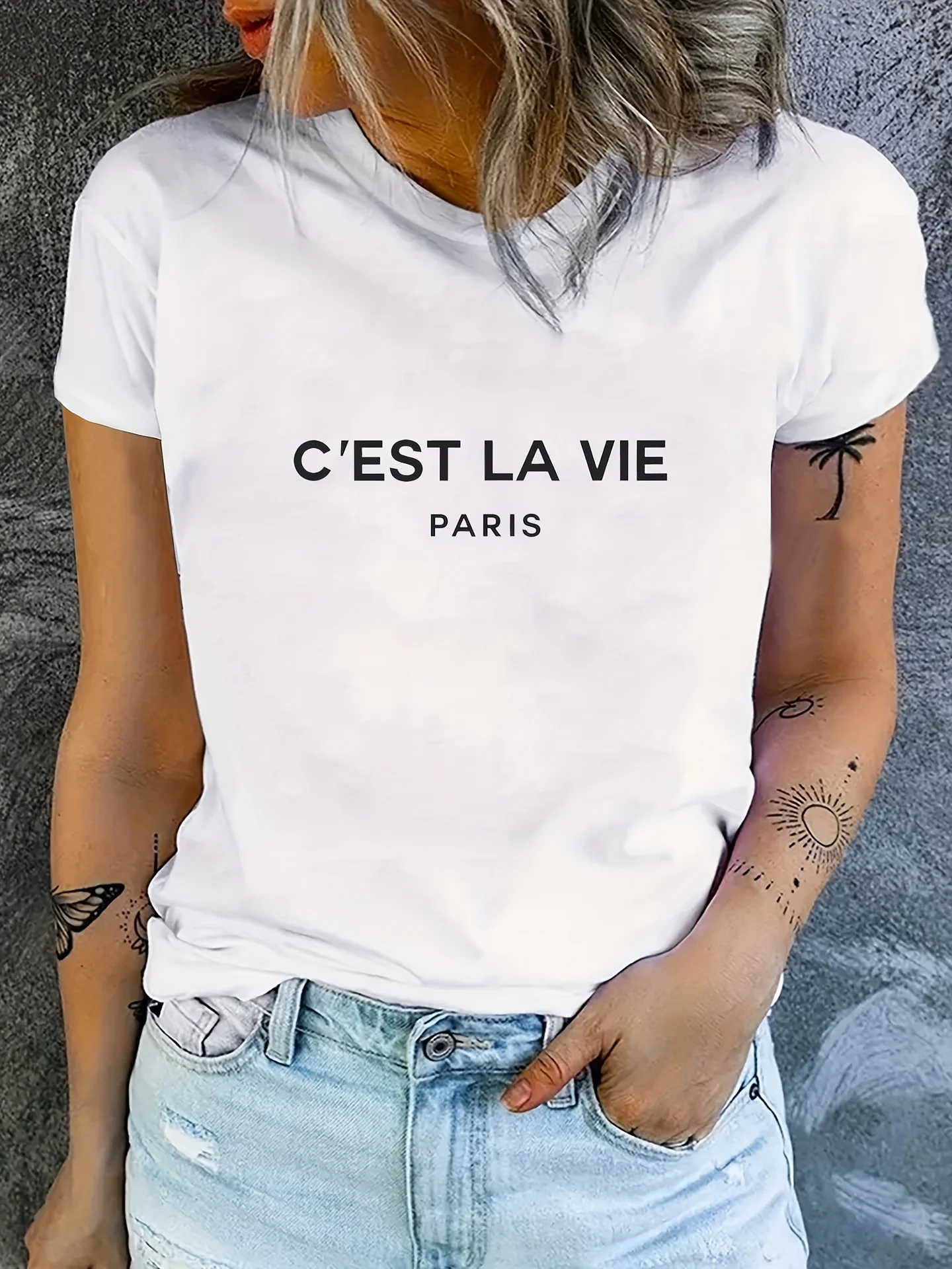 

Women's Letter Print Crew Neck T-Shirt - Casual Short Sleeve Tee for Spring & Summer