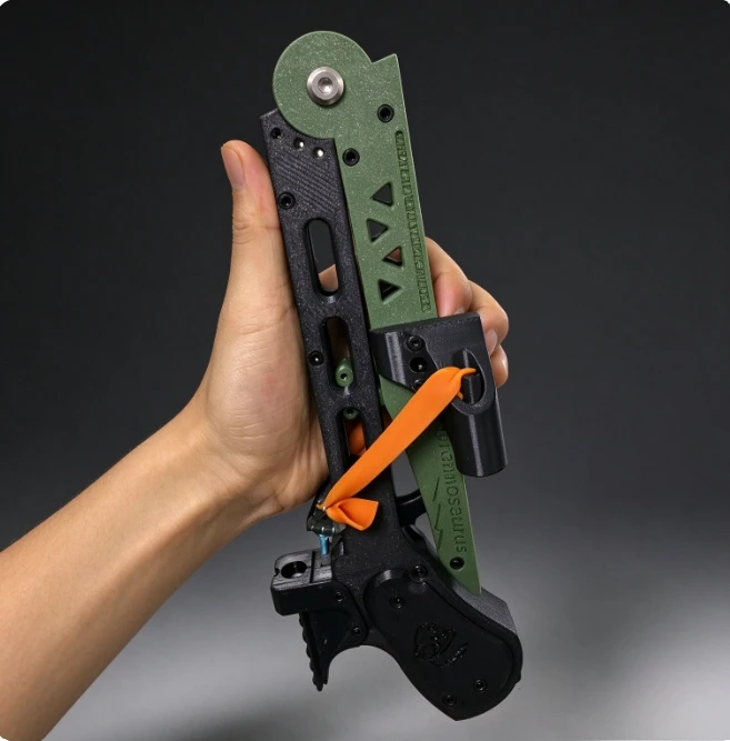 Folding Second-generation ABS Plastic Outdoor Portable Thick Leather High-precision，Powerful Competitive Tool