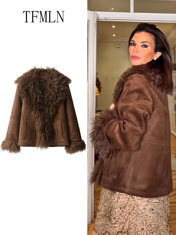 

TFMLN Fashion Warm Patchwork Faux Fur Jacket For Women Retro Covered Button Pockets Street Causal Thick Coat 2025 Autumn Winter