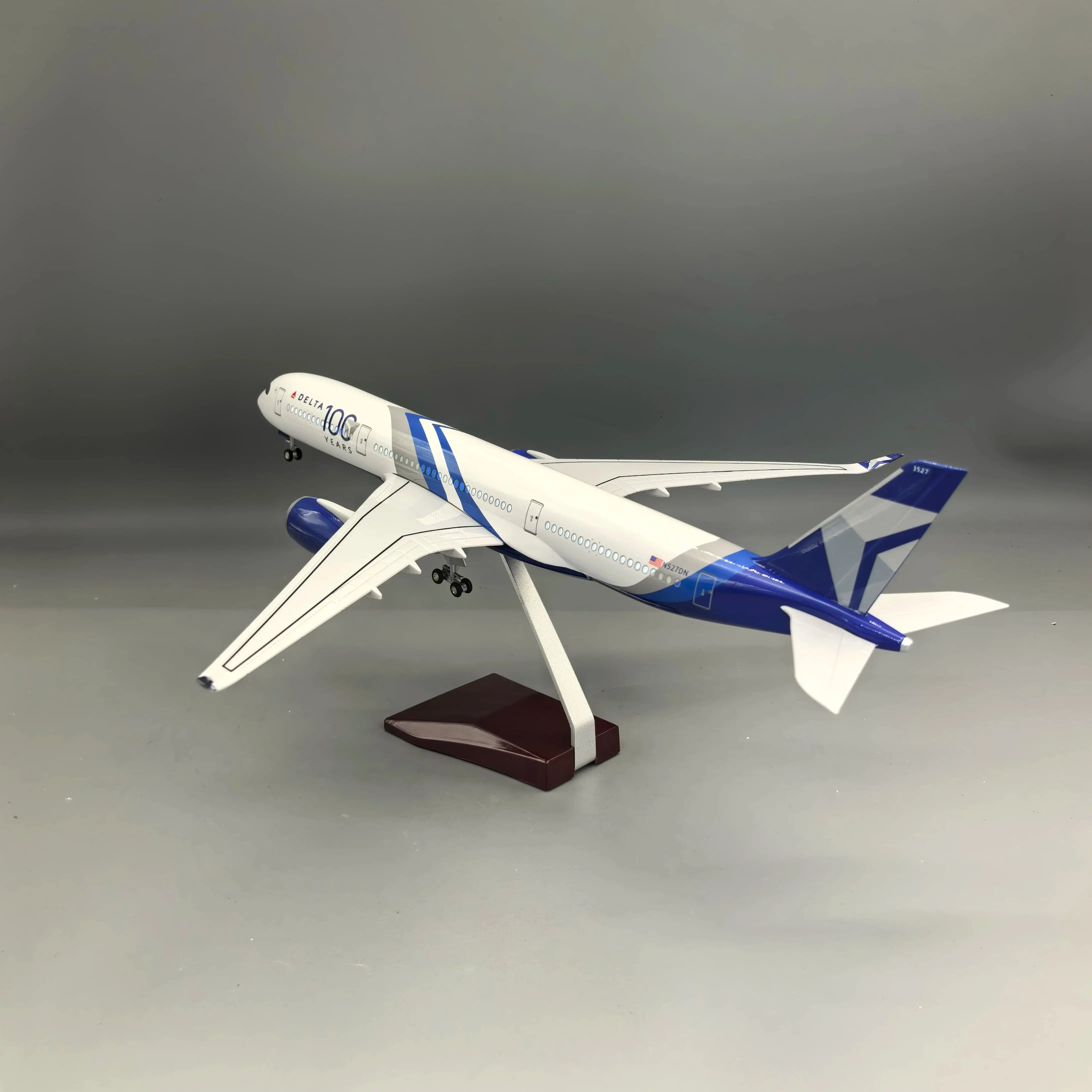 1/142 schaal vliegtuigen Delta A350 Airways Kinderen educatief speelgoed Model met Wielen Gemonteerd Hars Materiaal Gift Ornament