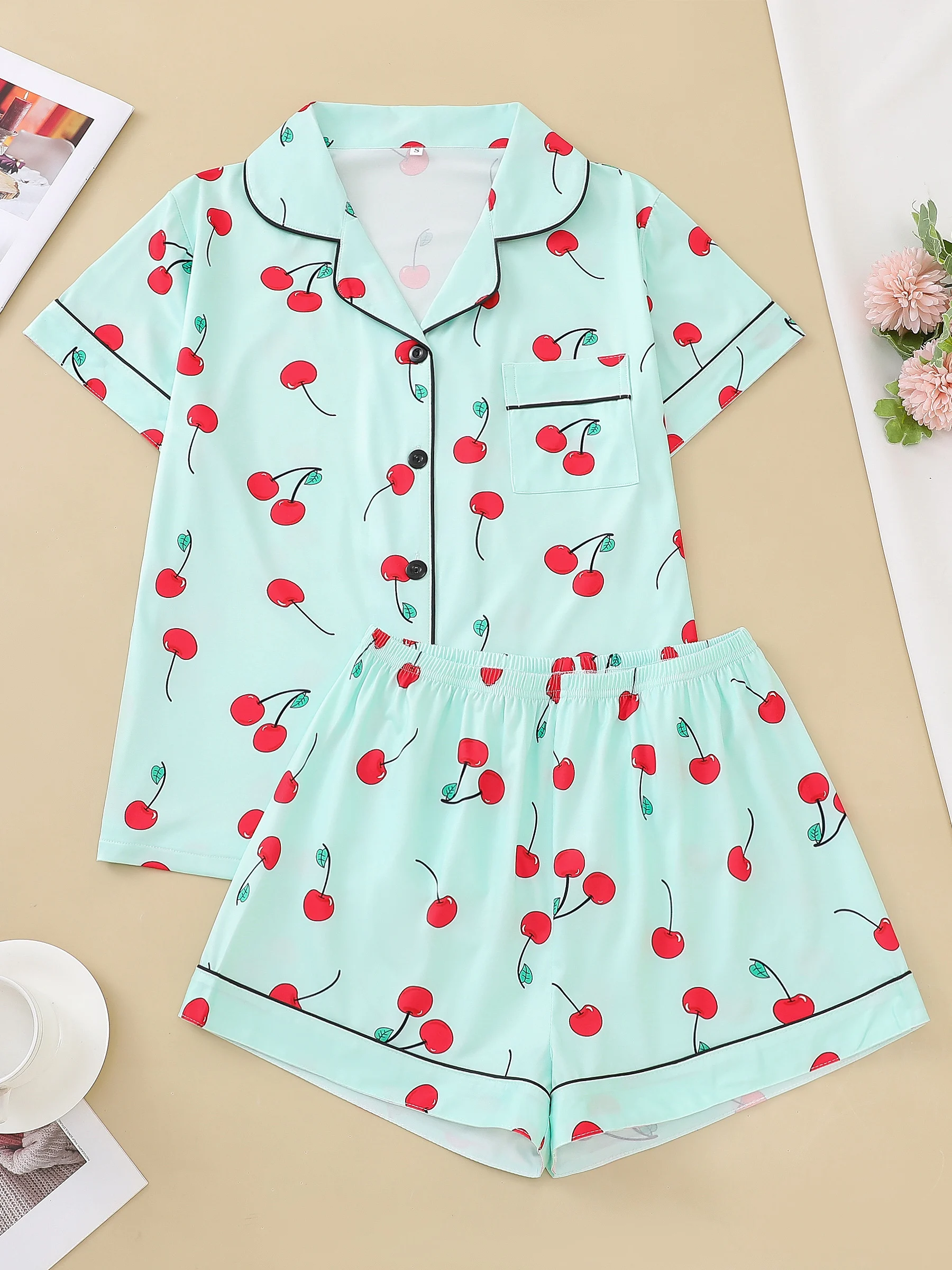 

Женская свободная Пижама с коротким рукавом и шортами