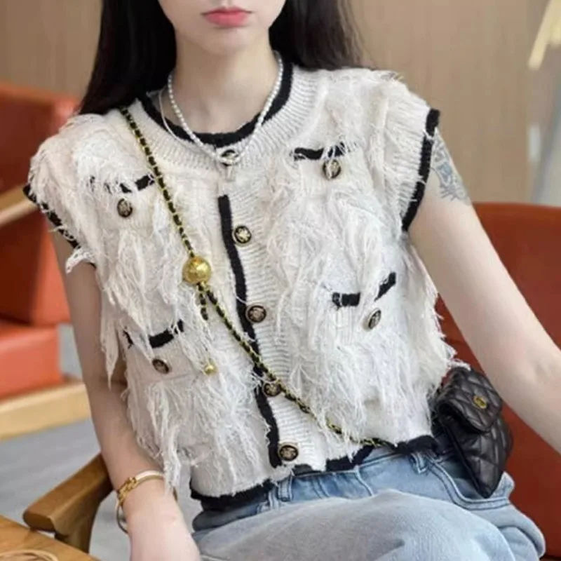 

Elegant Chic Button White Feather Shirt Women French Knitted Tassel Sleeveless Vest Korean Y2k Slim Short Tank Tops Outwear