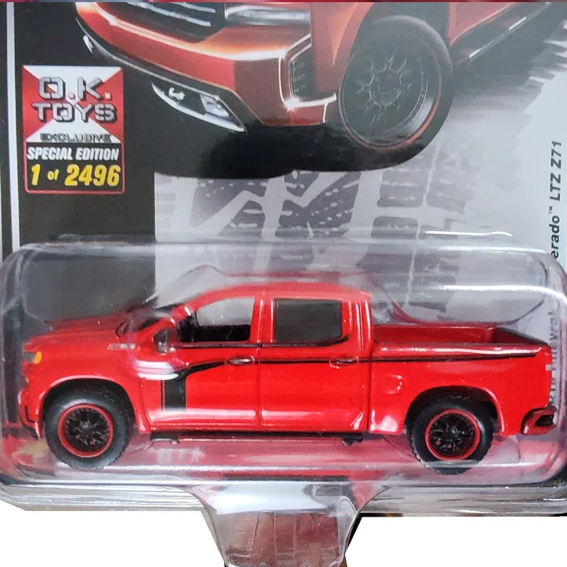 Auto World AW 1/64 Scale Chevrolet Silverado Cheyenne 10 K5 Blazer C1500 C60 Truck Diecast Pickup Metal Car Model Vehicles Toy