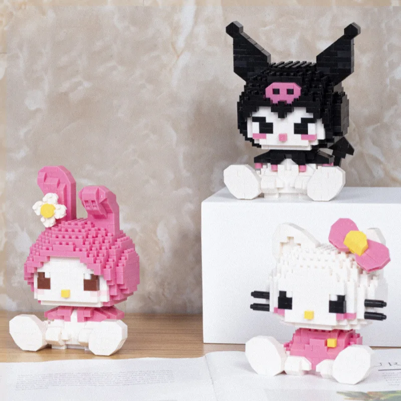

Совместимы с конструкторами LEGO, мультяшными фигурками, декоративными элементами, игрушками для мальчиков и девочек, сборными игрушками, подарками, оптовыми игрушками.