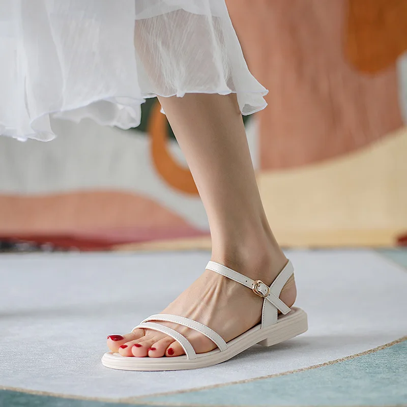 2021 Summer Comfort Shoes for Women Roman Sandals Suit Female Beige All-Match Buckle Strap Clear Heels Gladiator Fashion New Bla