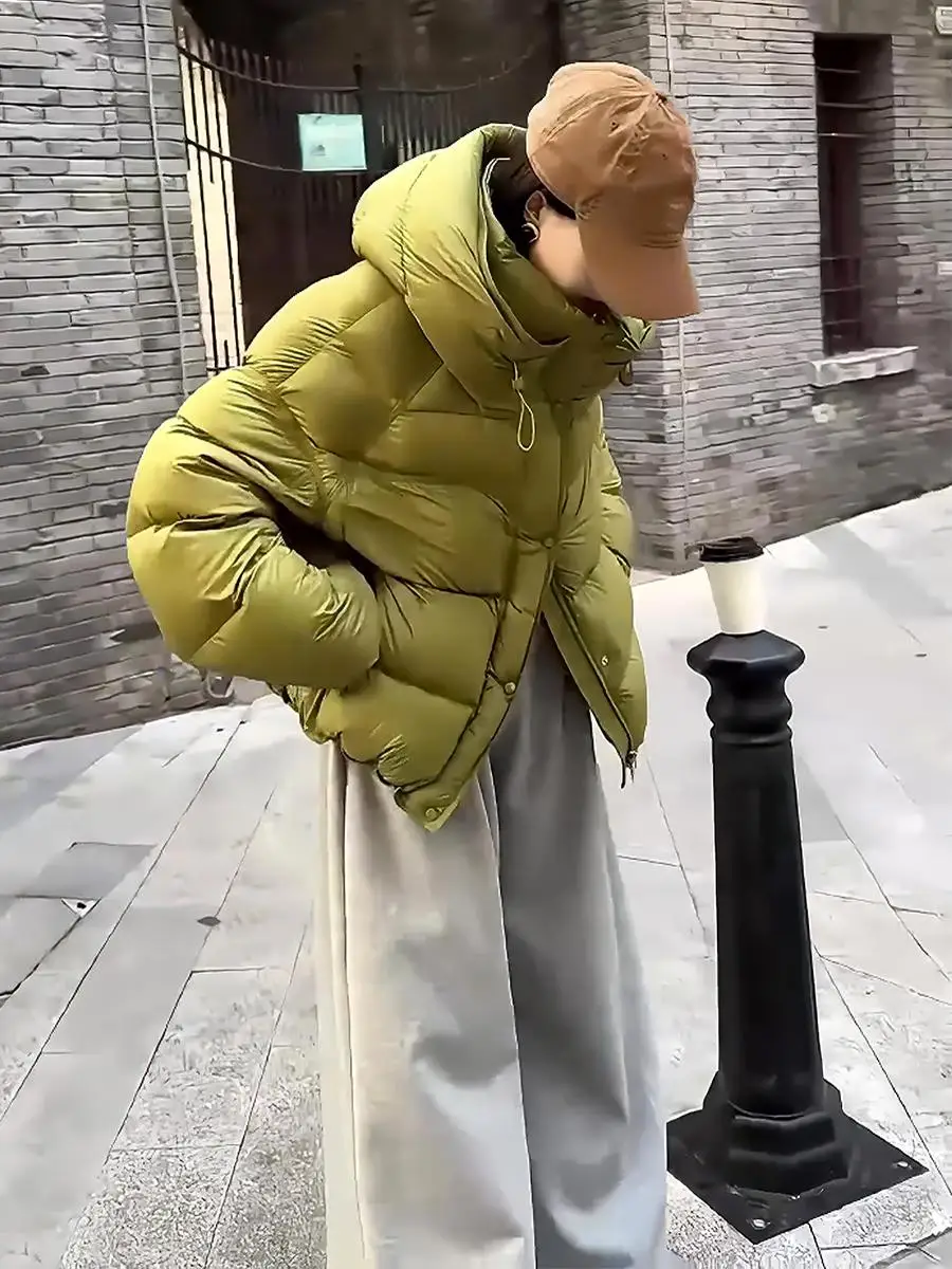 

Женская утепленная белая пуховая куртка с капюшоном на шнурке, новинка зимы, теплая, модная, для повседневной носки, стеганое пальто