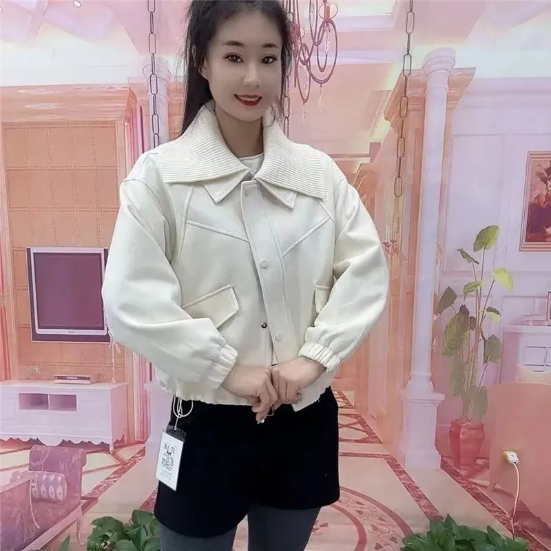 2025 Cappotto allentato con risvolto da donna primavera autunno Casual Nuovo design femminile Piccola giacca corta Semplice capispalla da donna impiombati