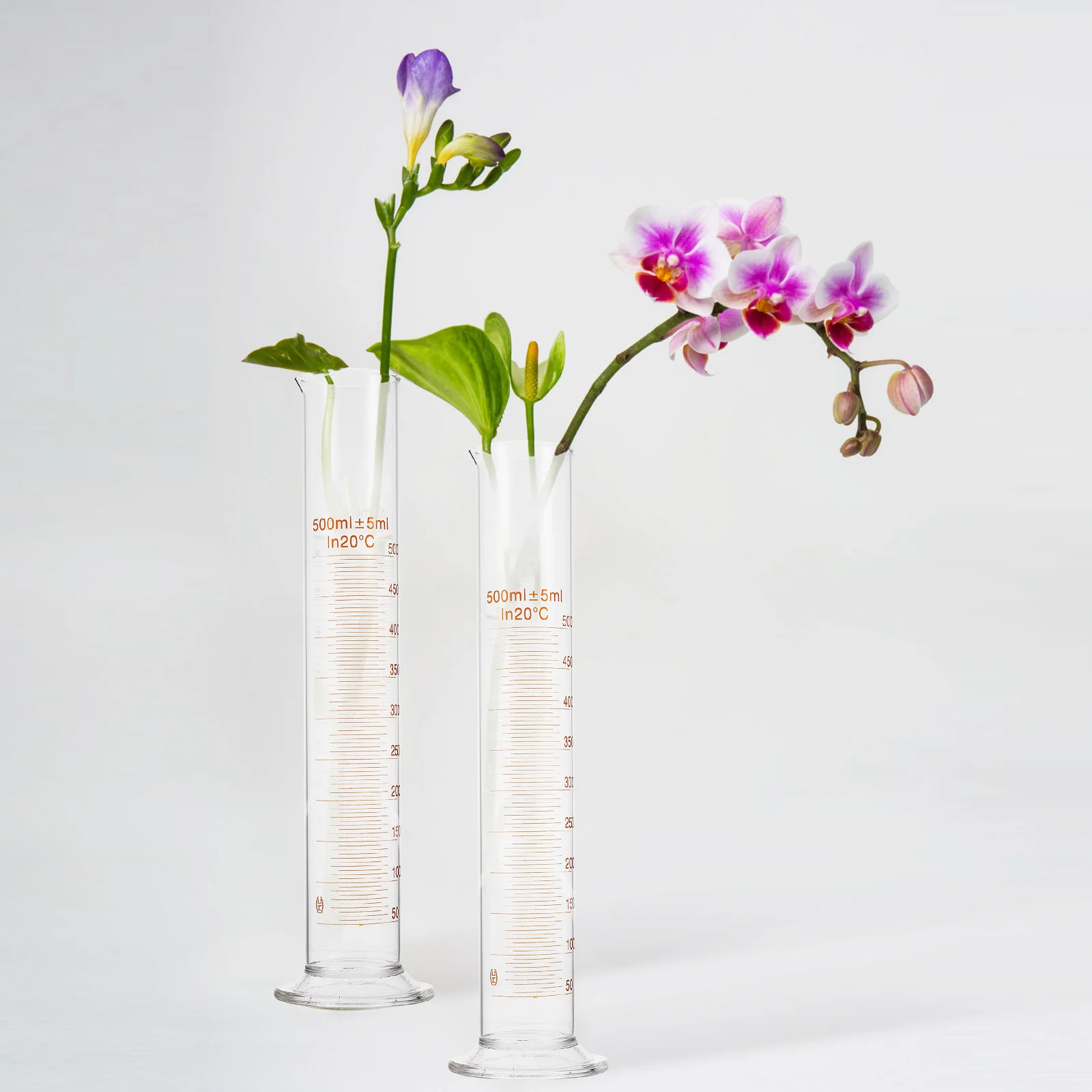 500ml 실험실 유리 눈금 실린더 정확한 스케일 측정 실린더 안정적인 베이스 화학 측정 컵