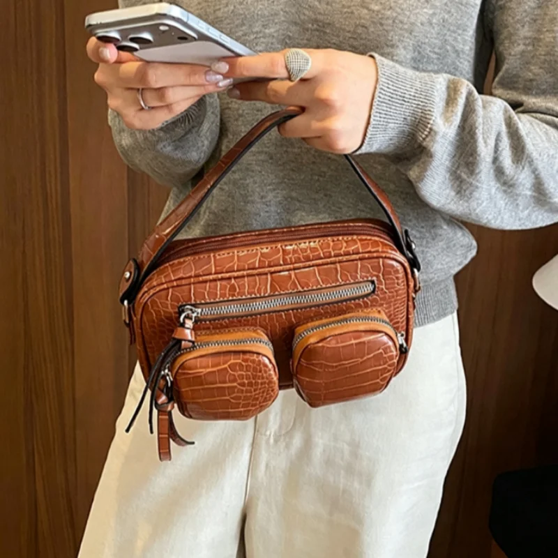 Luxury Crocodile Pattern Shoulder Bag Y2k Stylish High-quality Dual-pocket PU Zipper Crossbody Bag Street Commuter Crossbody Bag
