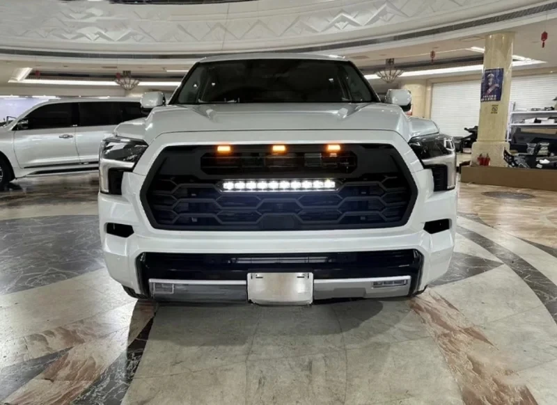 Off Road Grille Suitable for Toyota Sequoia 2022-2023 with Light Strip Black Grille Front Bumper Grille Automotive Exterior Part