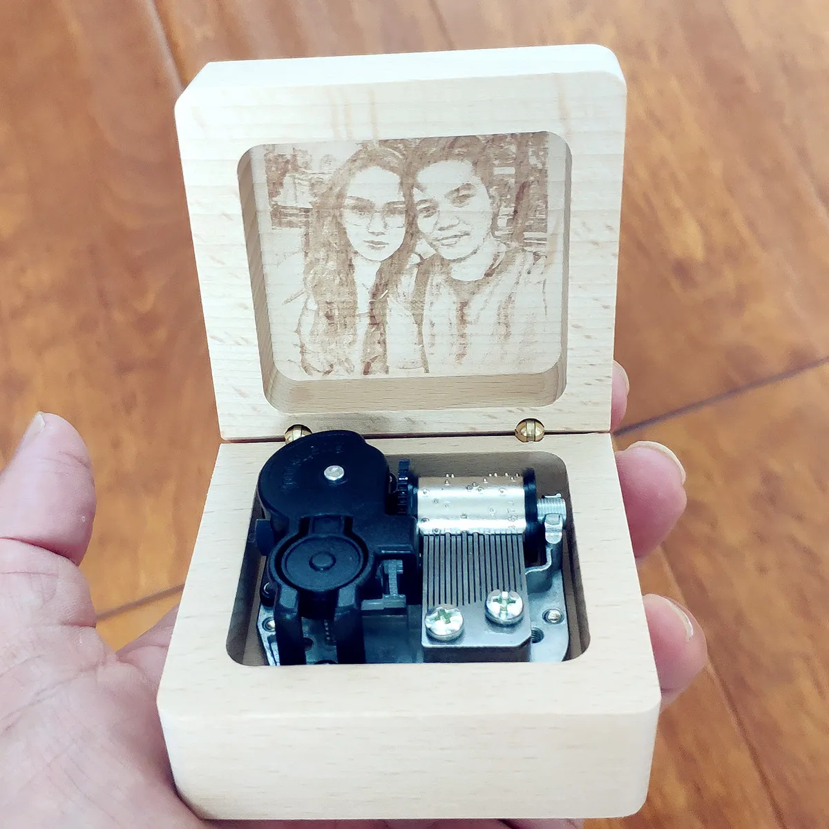 Customized Wood Wind Up Photo Music Box, Anniversary, Wedding, Birthday Gifts