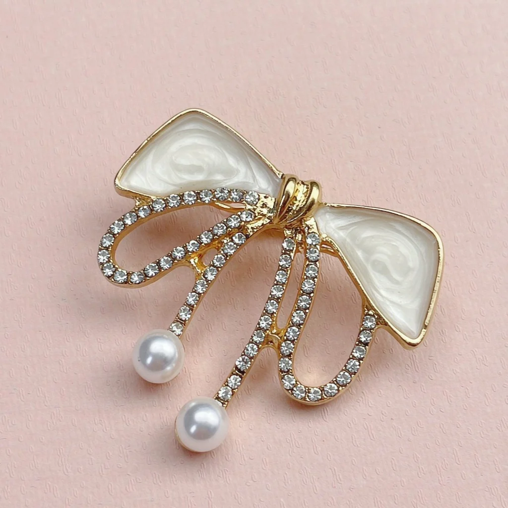 Trend 26 European retro style scarf buckle, light luxury waterproof, high-end French style, best DIY match for couples, brooch, metal lapel pin, shoe accessory, suit lapel pin, exquisite brooch, shoe embellishment, clothing embellishment, wedding guest brooch, lapel pin, themed brooch