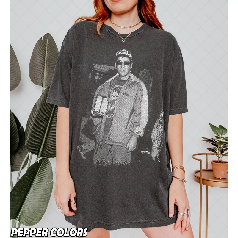 Retro Adam Sandler T-shirt, Fun Adam Sandler Movie Women's T-shirt Summer New Unisex T-shirt