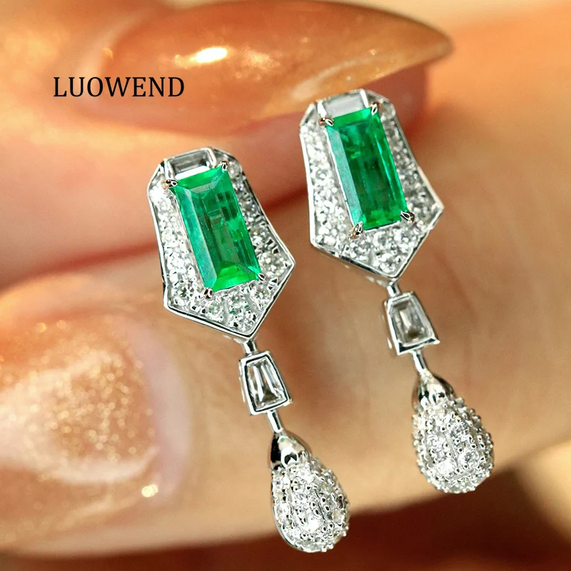 

LUOWEND 100% 18K White Gold Earrings Elegant Style Shiny Diamond Natural Emerald Earrings for Women High Party Jewelry