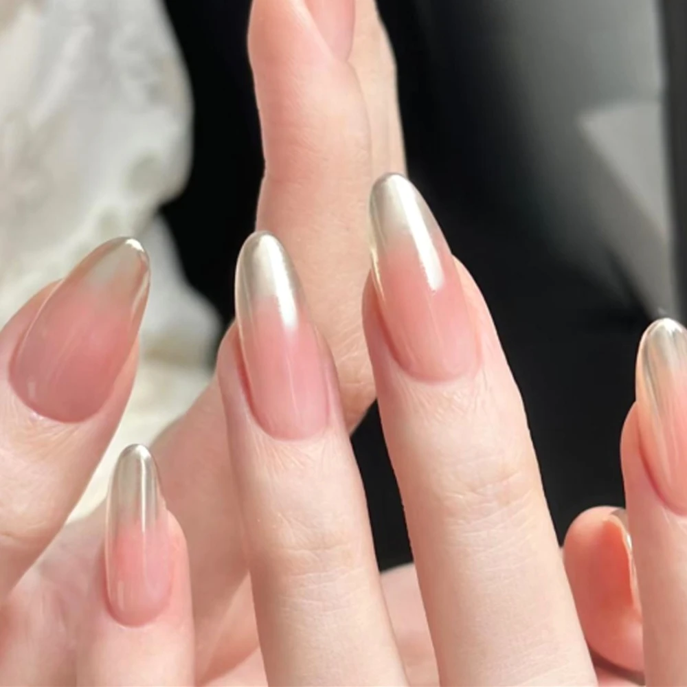 

Pearlescent Gradient French Nude Pink Nail Art Fashion Shiny Almond False Nails Detachable Finished Fake Nails Press on Nails