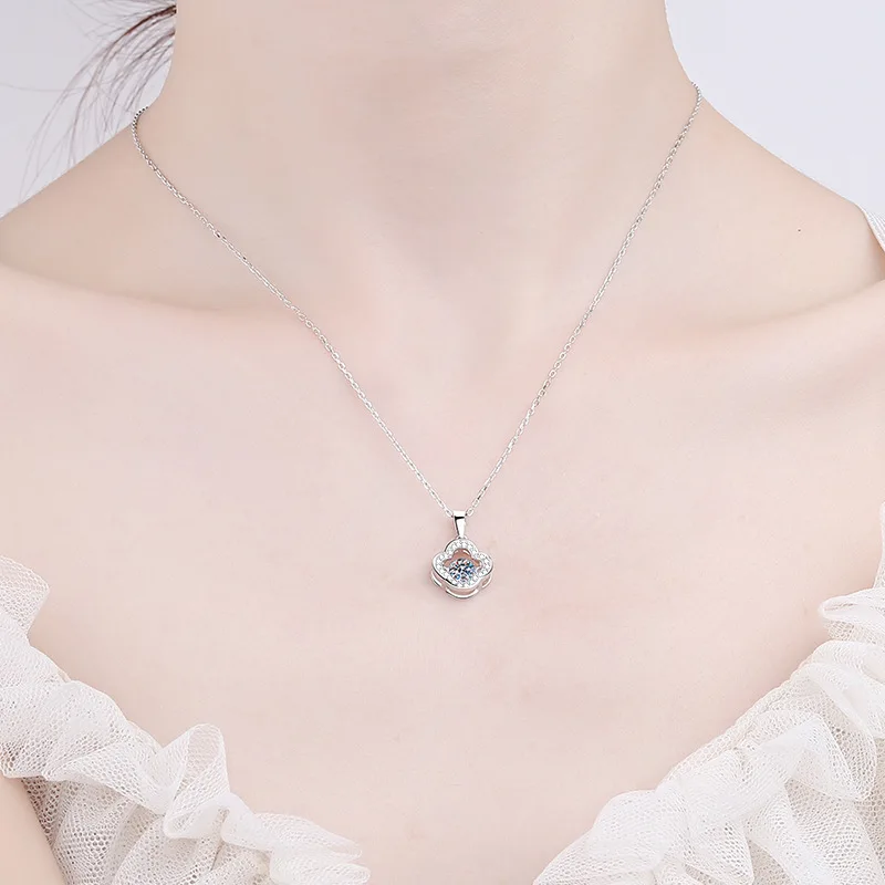 0.3CT 職人花中空ペンダント S925 シルバー モアッサナイト チェーン ネックレス ミニマリスト スタイル GBA 認定無料ギフト ボックス