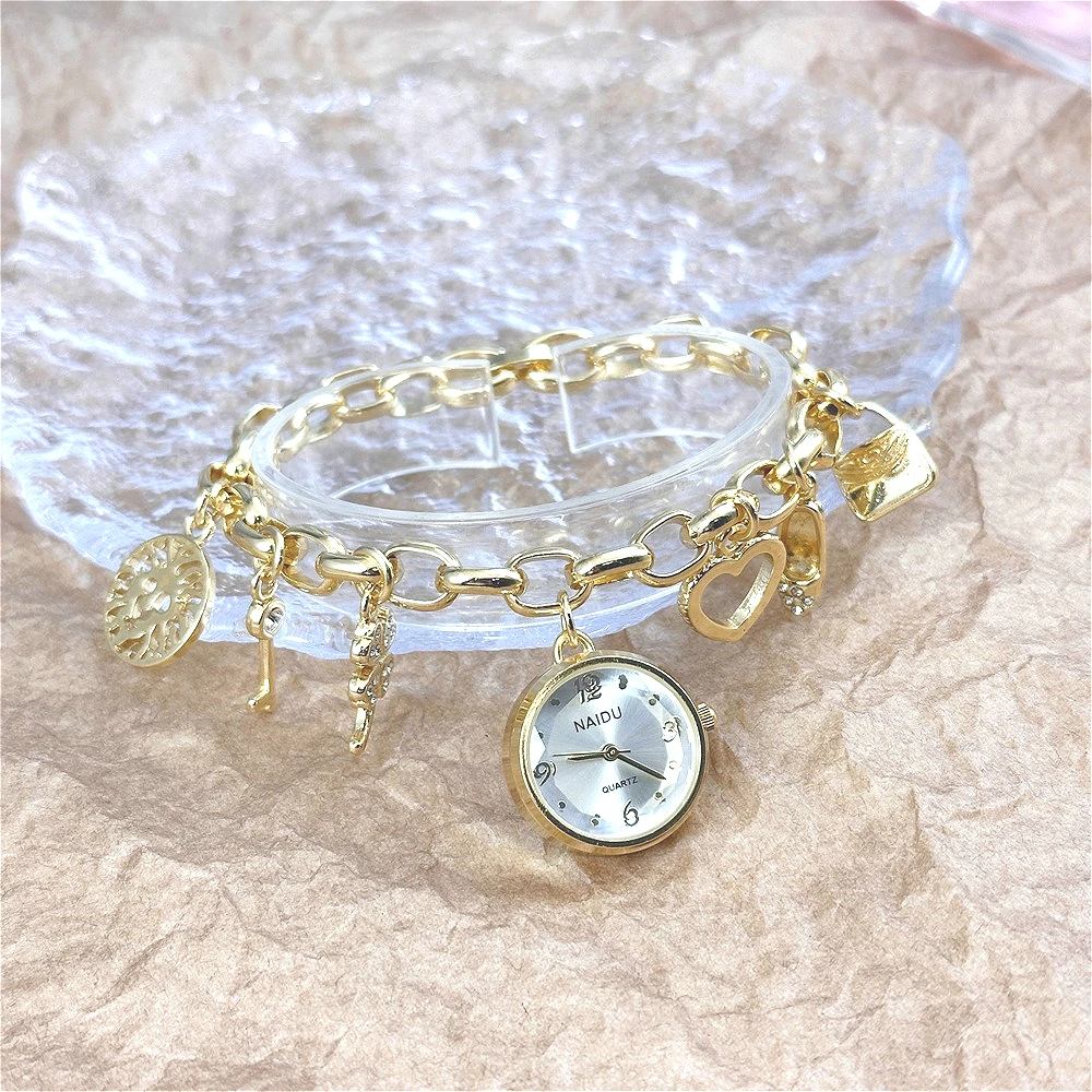 New Minimalist Style Bracelet Women Quartz Watch Fashionable Small Disc Design Luxury Jewelry Women Watch Dropshipping Montre