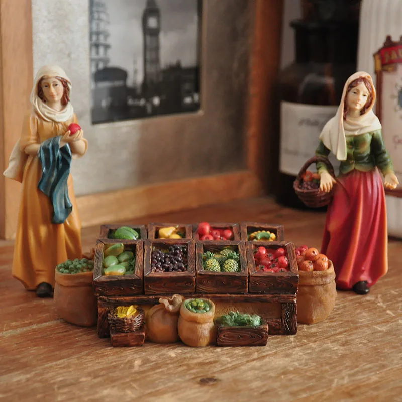 

Pastoral Hand-painted European Character Fruit Stall Sand Table Scene Ornaments Home Desktop Decoration Gifts