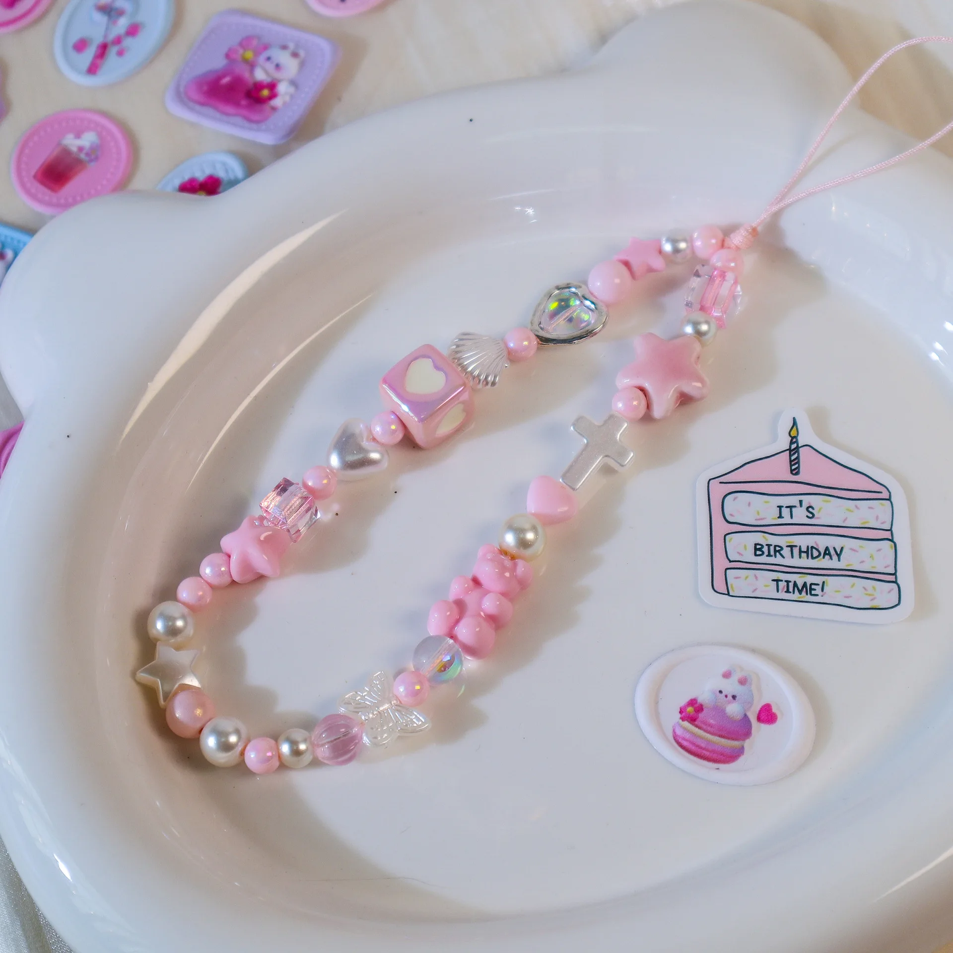 

Оригинальный розовый ремешок для телефона с бусинами Y2K, милый ремешок Kawaii Ins, корейские чехлы для мобильных телефонов для iPhone 13, крутая девушка, брелок для наушников, новинка