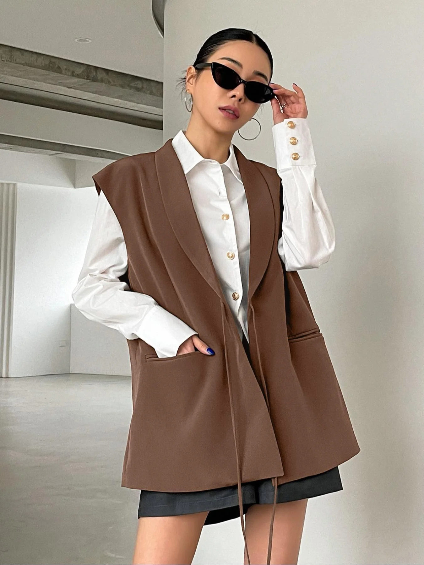 

Women's Slim-Fit Winter Vest Jacket, Casual Fashion Outerwear for Women, Perfect for Cold Weather & Daily Wear