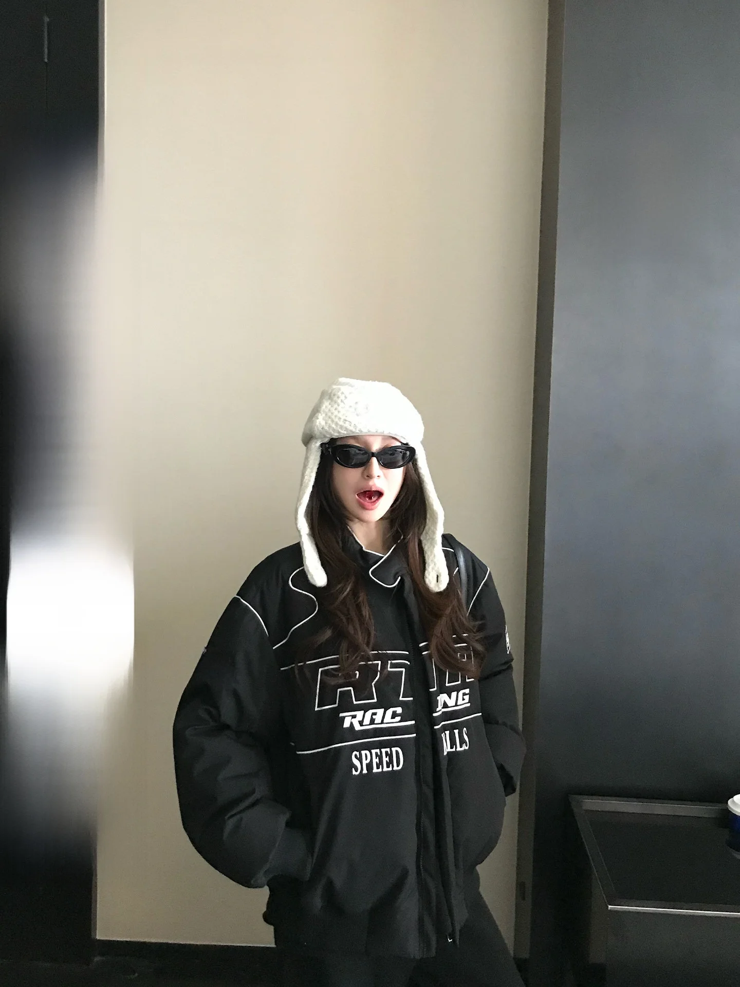 

Skk Store Women's down Jaet 90% White Du Feather Rainproof Embroidered Ruffle Sve Racing Suit Sle Warmth