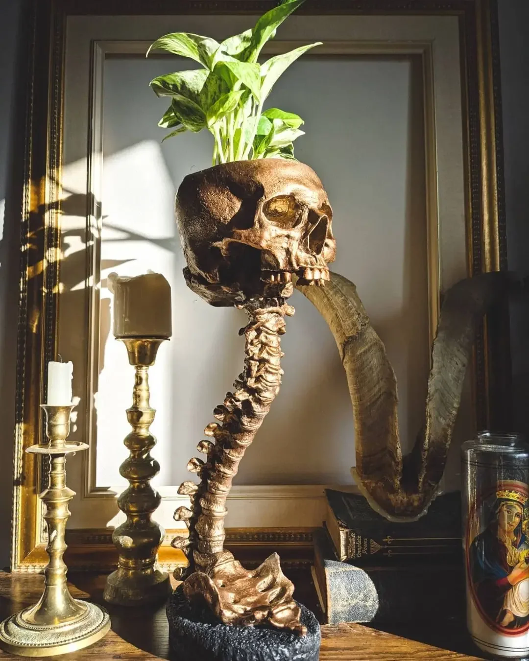 Skeleton Flower Pot with Spinal Support, Realistic Skeleton Flower Pot, Gothic Home Decoration, Resin Skeleton Shaped Flower Pot
