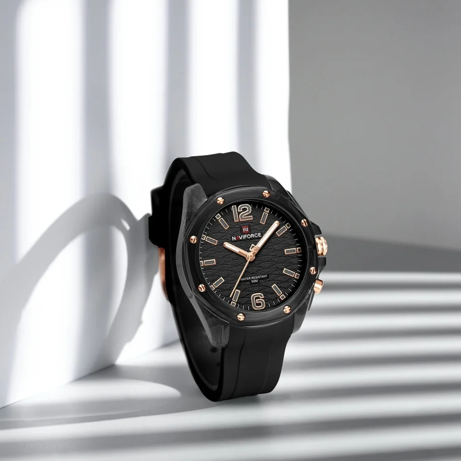 

New NAVIFORCE Quartz Women's Fashion Simple Silicone Strap Watches Elegant Ladies Wristwatch Waterproof Elegant Female Bracelets