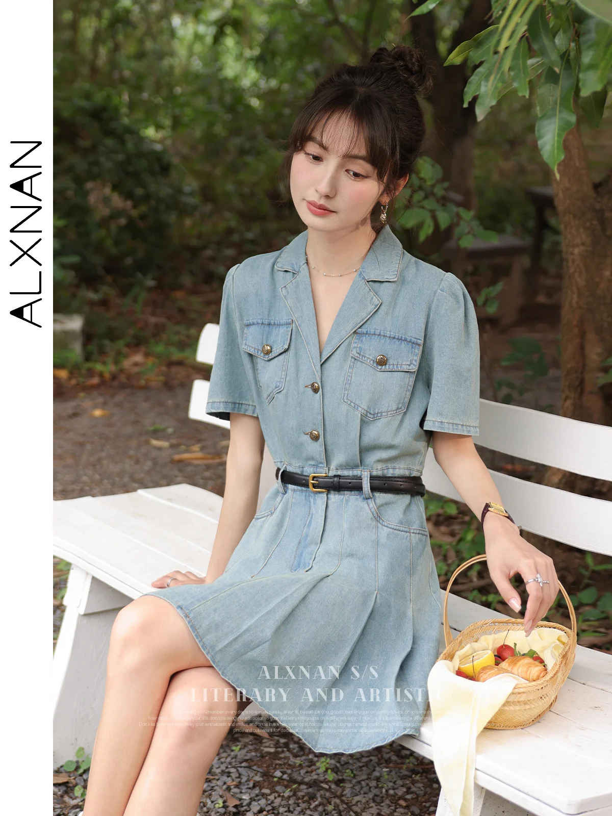 ALXNAN Women's Summer Mini Denim Dress 2024 Vintage Fashion Notched Collar Button Pleated Short Dresses Female Clothing LXN29988