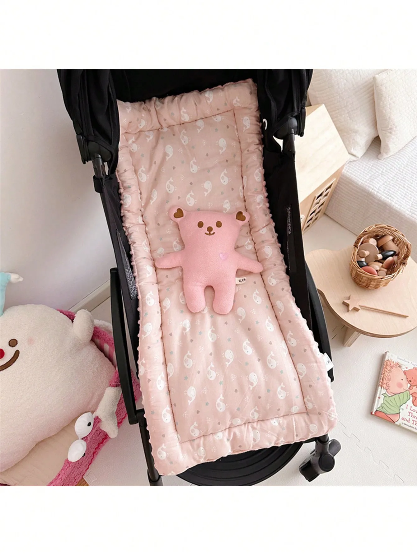 All-Season Stroller Cushion for Children – Soft Stroller Pad – For Outdoor Activities and Travel – Comfortable