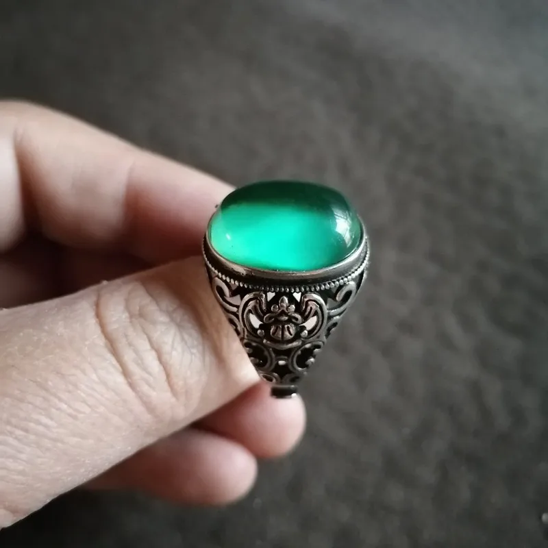 Antique Vintage Retro Silver Inlaid Color-Changing Emerald, Adjustable Ring With Aged Patina