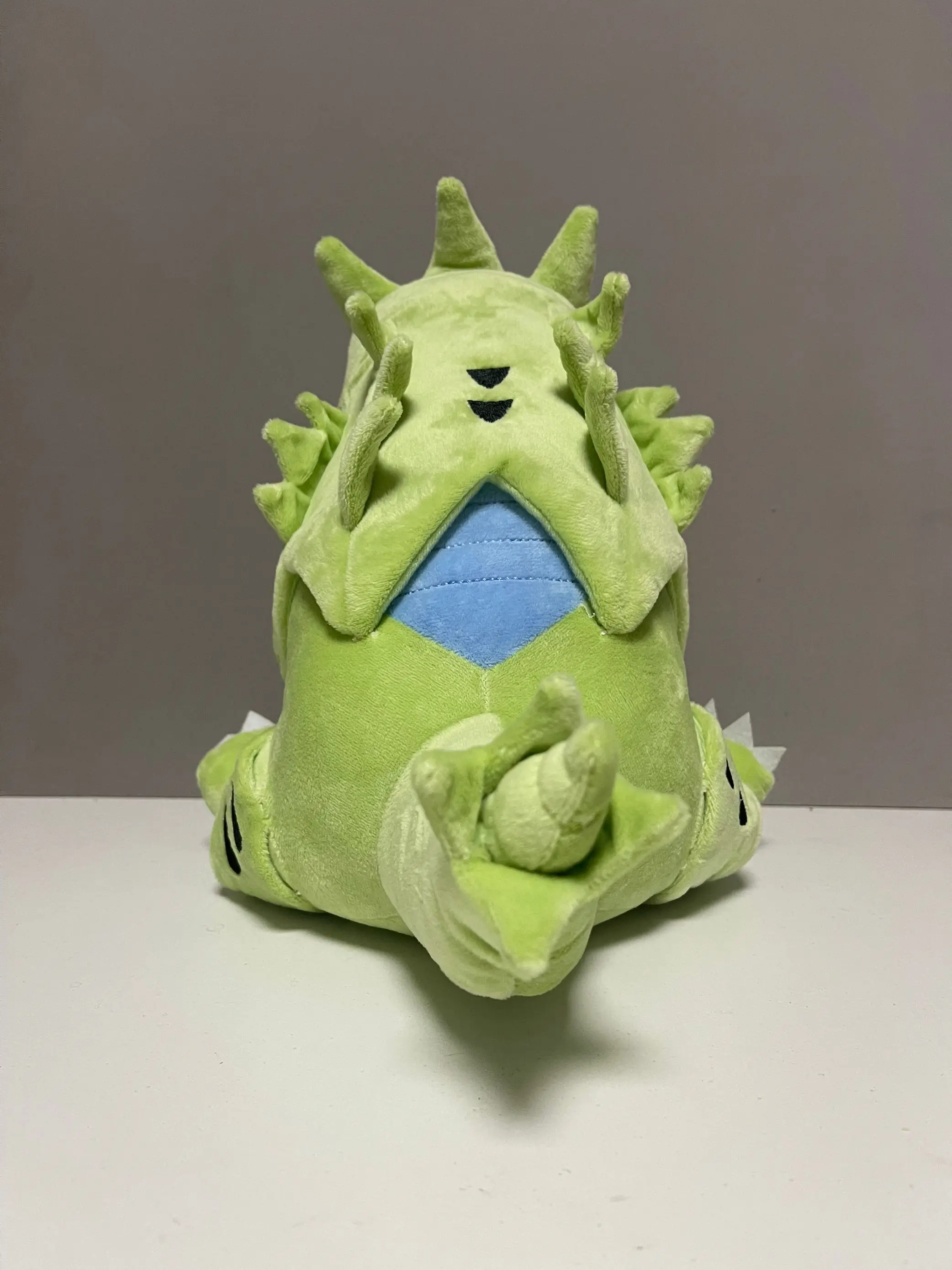 Nieuwe Pokemon Dratini Larvitar Evolution Dragonite Tyranitar knuffel Late bloeier Dragon Doll kerstcadeau