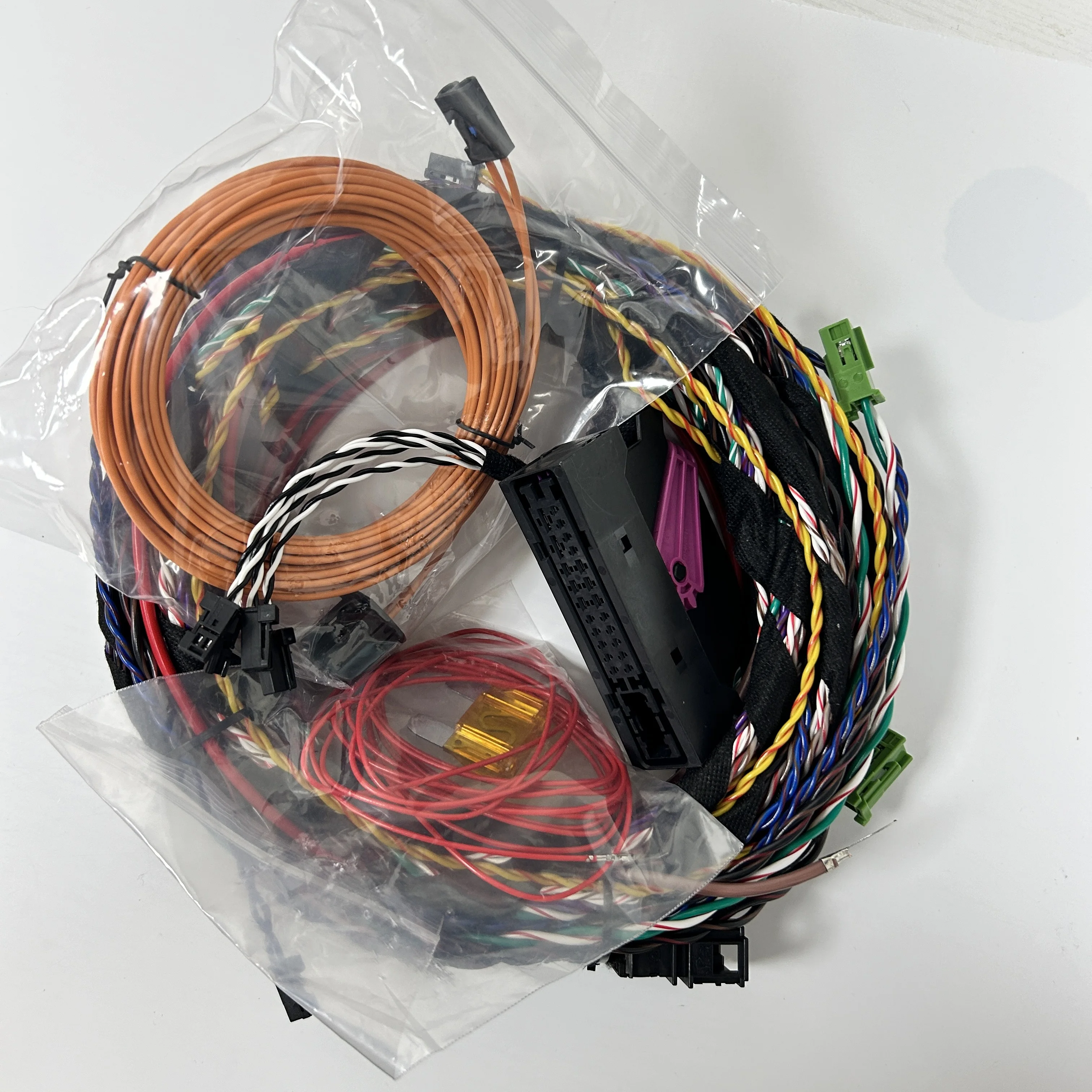 

2020 Berlin Voice amplifier harness, all car harness+fiber optic cable