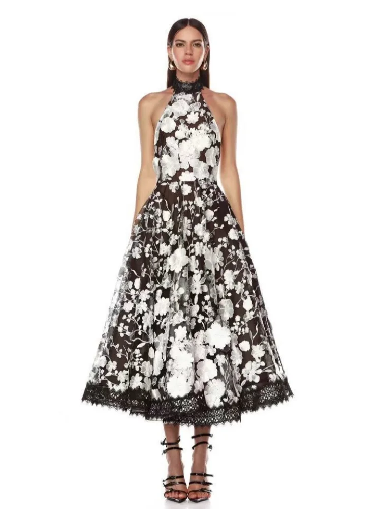 

Сексуальное длинное платье с вышивкой цветов и воротником-халтер для женщин, черно-белое, без рукавов, с открытой спиной, А-силуэт, для вечерних мероприятий и коктейлей