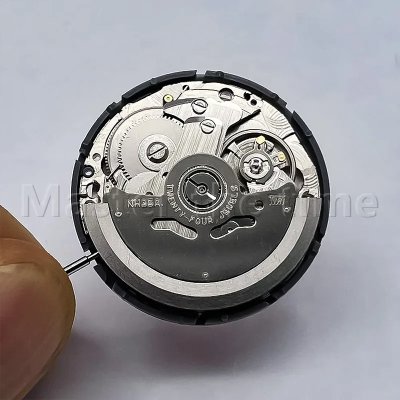 Replacement Japanese NH35 Watch Movement Black Background Blue Numeric 3 O'clock Calendar Mechanical Watch Mechanism